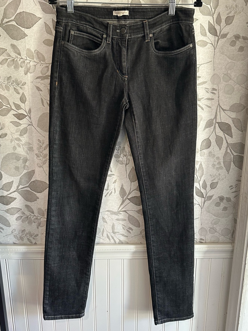 Eileen Fisher Noir Slim Jeans sz 6